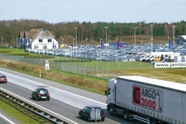 "Dat Autohus" an der A1