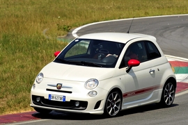 Fiat 500 Abarth/Mini Cooper Works