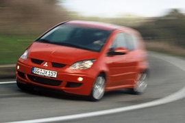 Mitsubishi-Bilanz 2004/05