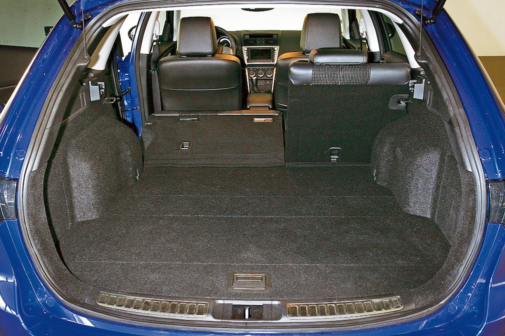 Mazda6 Sport Kombi 2.0 MZR-CD Dynamic