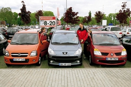 Peugeot 1007  Opel Agila  Renault Modus