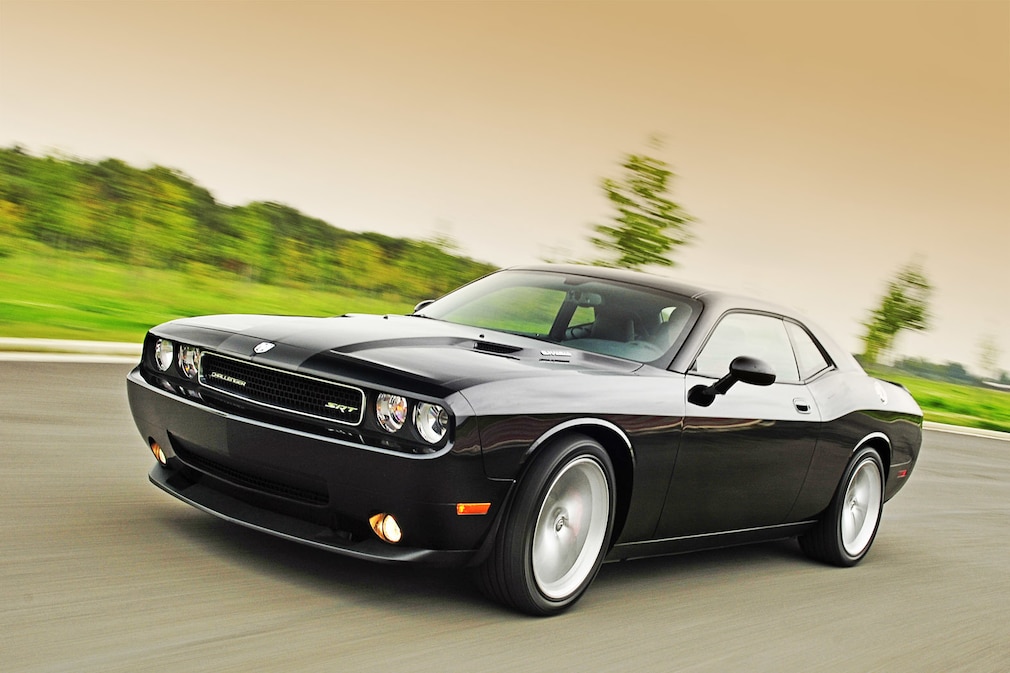Dodge Challenger SRT-8