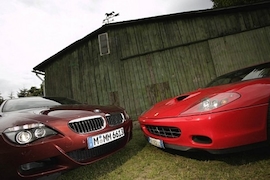 BMW M6 fordert Ferrari 575M F1