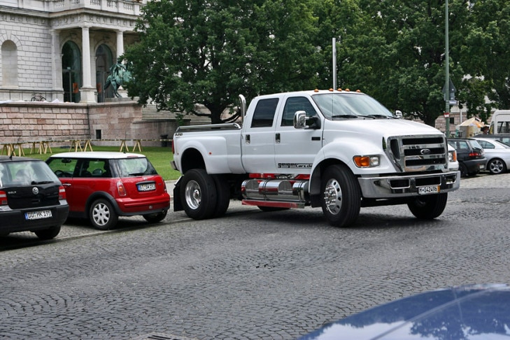 Ford F-650