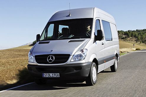 Rückruf für Mercedes Sprinter: Der Dachgepäckträger kann brechen.