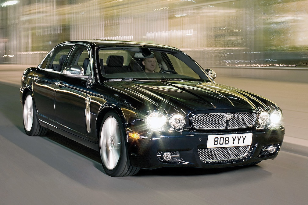 Jaguar XJ Portfolio
