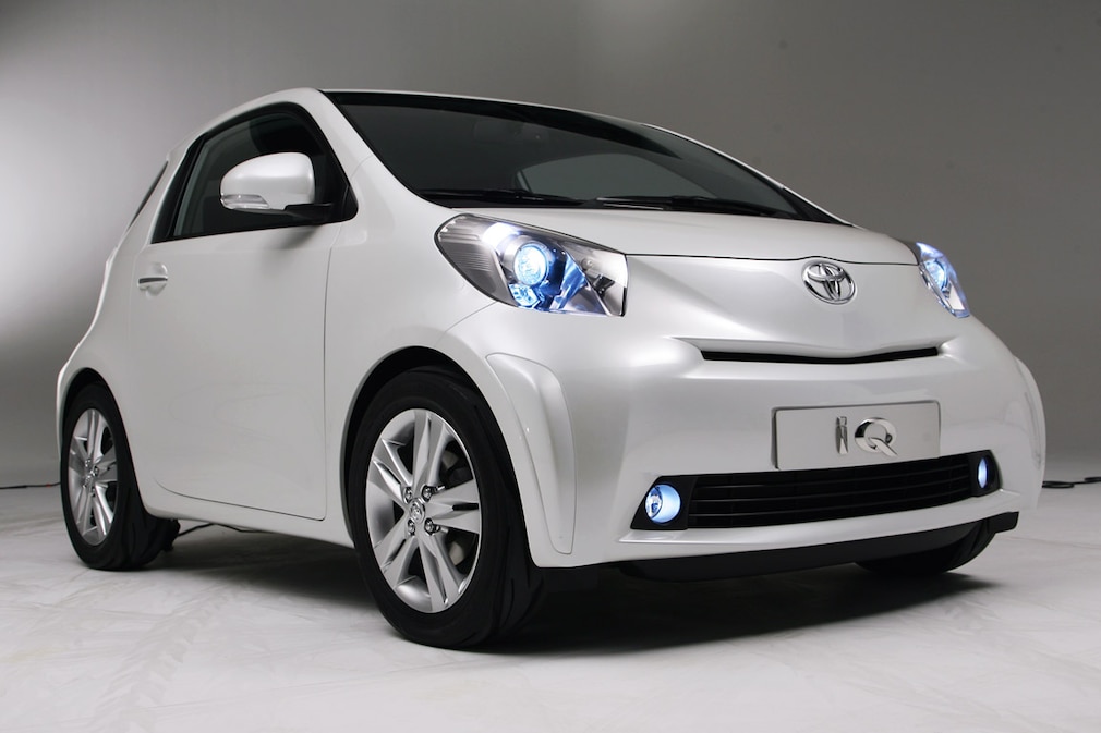 Toyota iQ