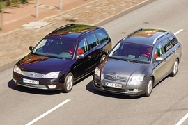 Avensis Combi gegen Mondeo Turnier