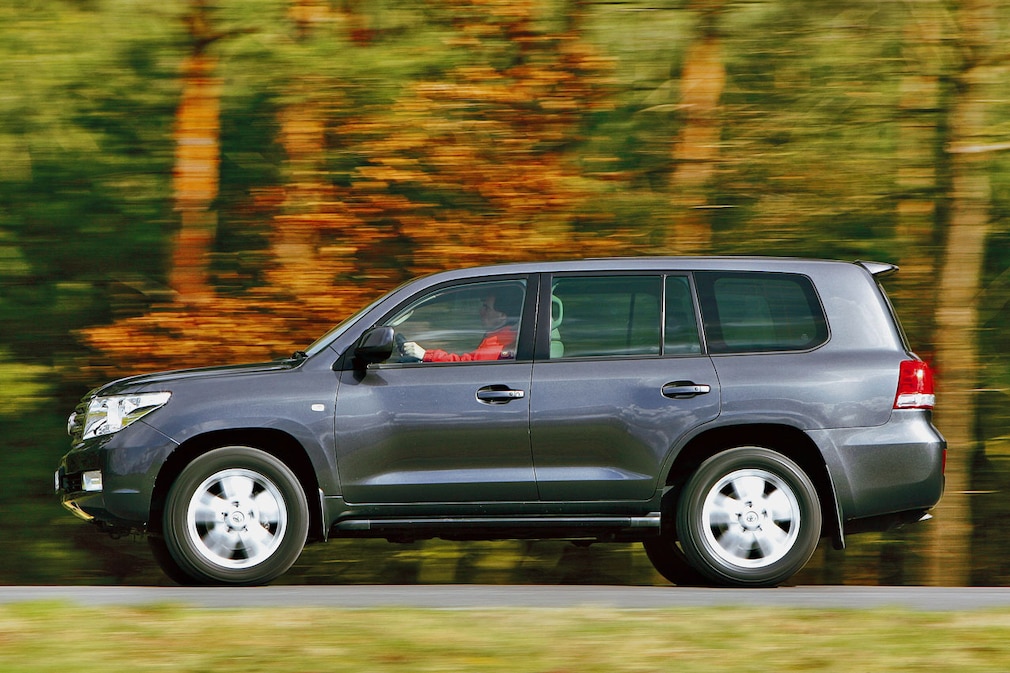 Toyota Land Cruiser V8