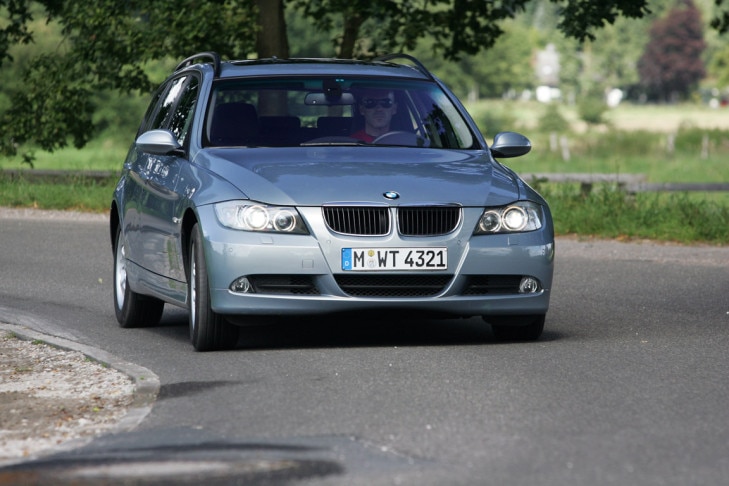 BMW 320i Touring