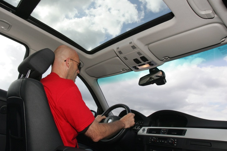 BMW 320i Touring Panorama-Schiebedach