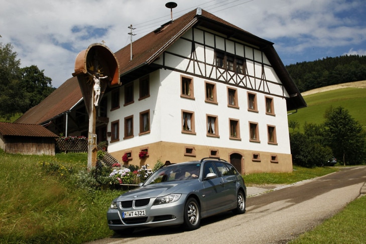 BMW 320i Touring Schwarzwald