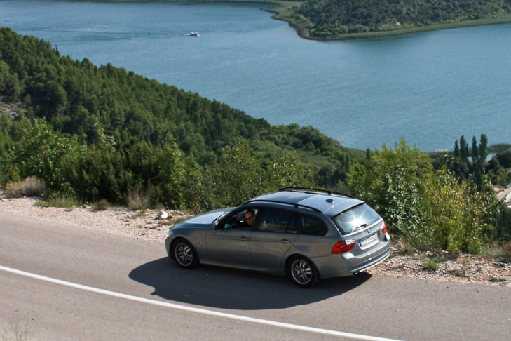 BMW 320i Touring See