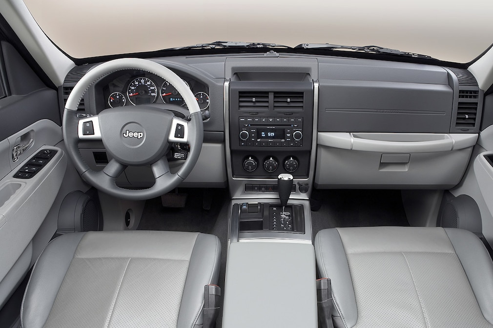 Jeep Cherokee (2008)