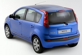 Nissan auf der IAA 2005