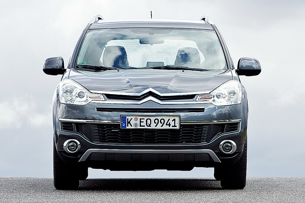 Citroen C-Crosser 2.2 HDI