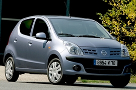 Nissan Pixo