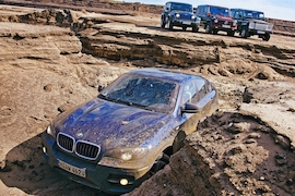 BMW X6 xDrive 30d Jeep Wrangler Unlimited 2.8 CRD Mercedes-Benz G 320 CDI Land Rover Defender 110