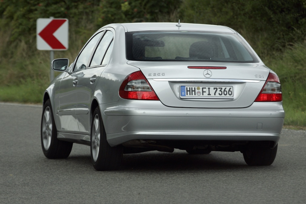 Mercedes-Benz E 200 CDI