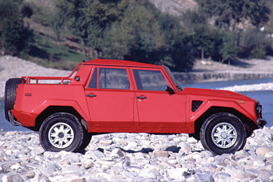 Lamborghini LM 002