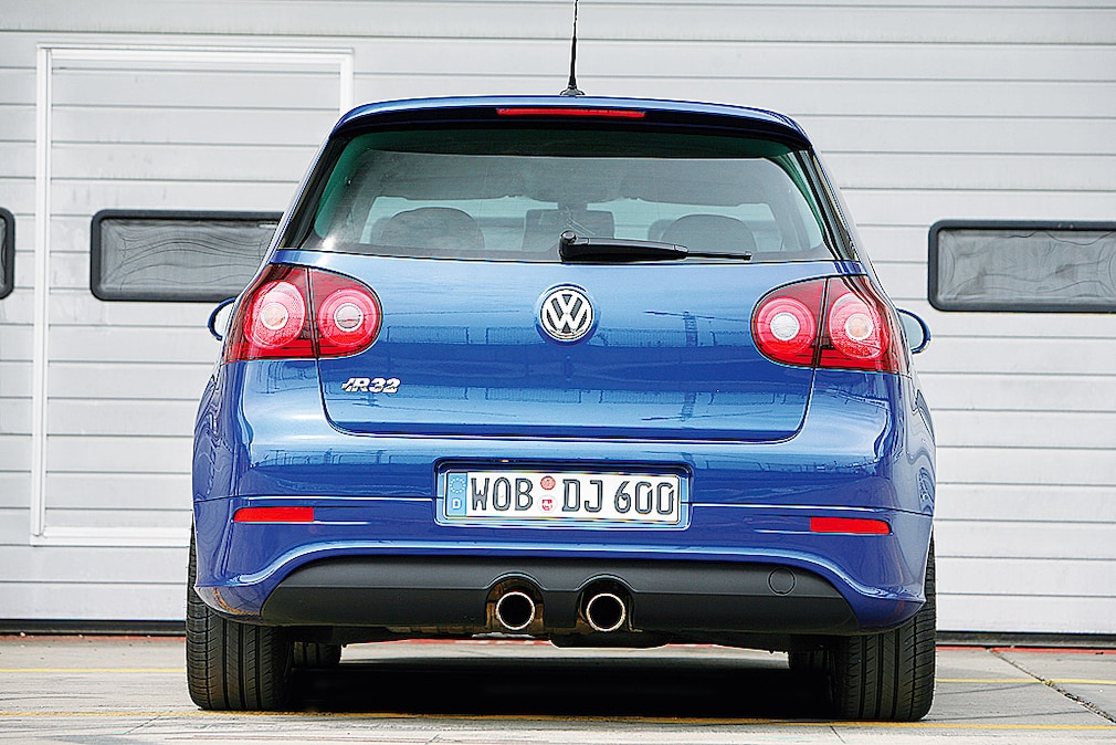 VW Golf R32