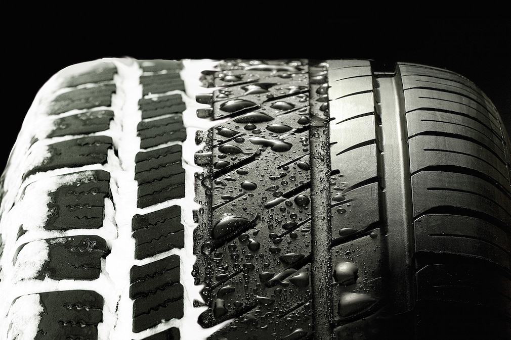 Ganzjahresreifen 195/65 R15