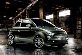 Fiat bietet das Sondermodell "500 by Diesel" im Jeans-Look an.