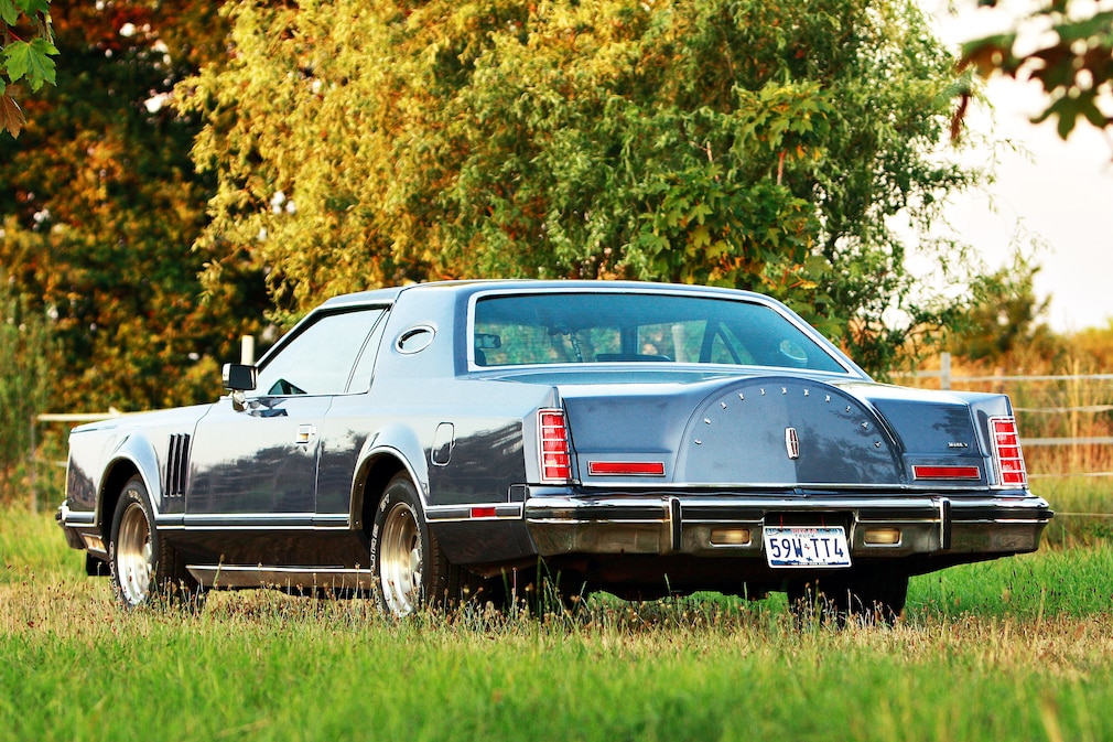 Lincoln Continental