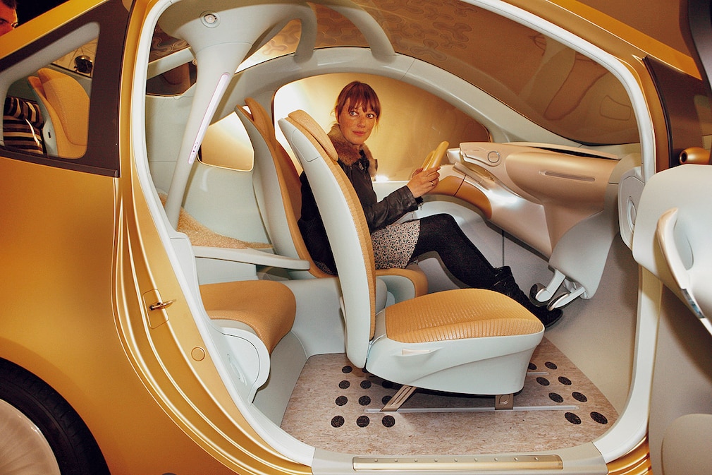 Nissan Nuvu Studie