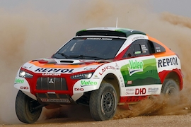Mitsubishi Racing Lancer Dakar