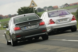 Alpina B5 gegen Mercedes-Benz E 55 AMG