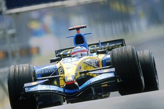 Teams testen V8-Triebwerke