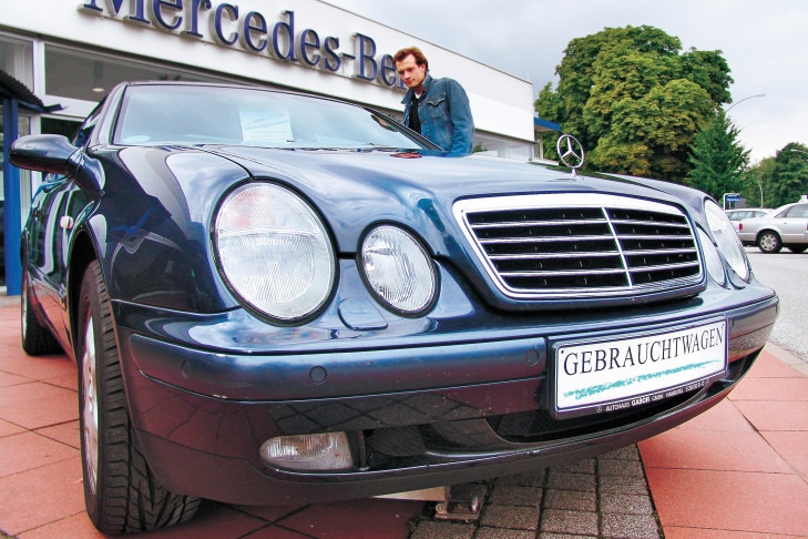 Mercedes-Benz CLK C 208