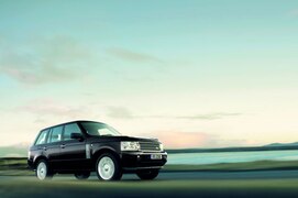 Zur Krönung des Jubiläumsjahrs kommt der Range Rover Bourneville.