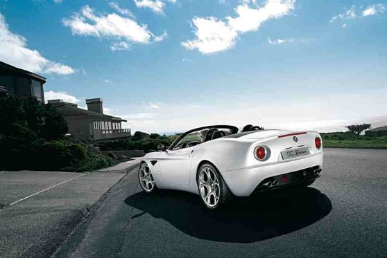 Am häufigsten wurde der Supersportler in den Farben rot und weiß bestellt.