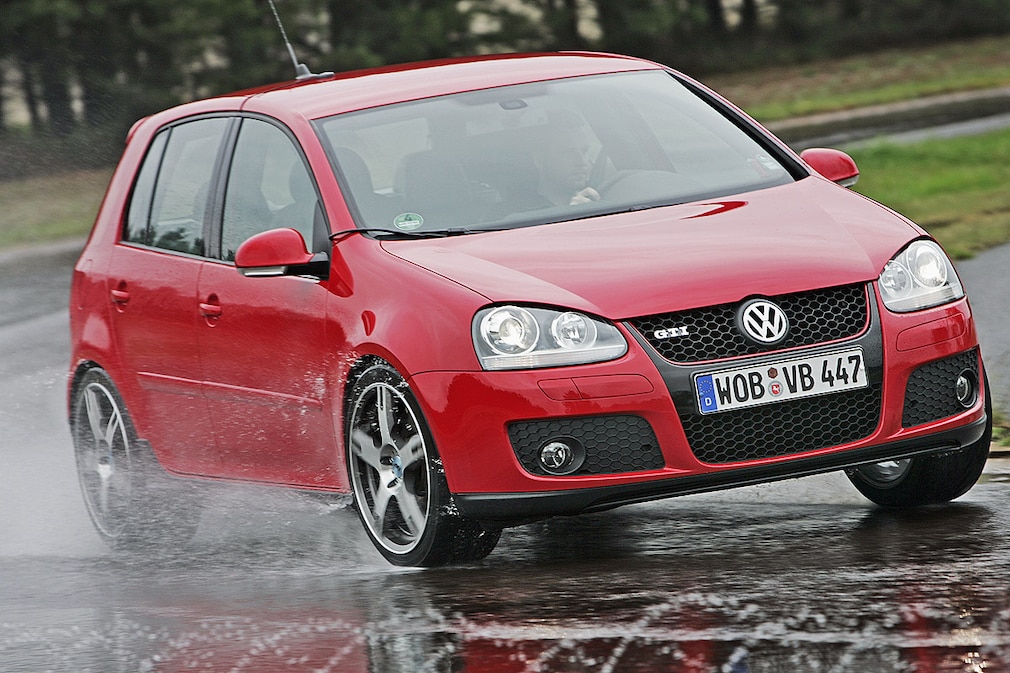 Reifentest Sportreifen 225 / 40 R 18