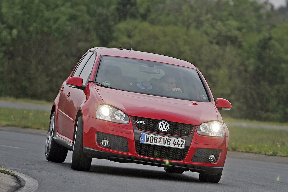 Reifentest Sportreifen 225 / 40 R 18