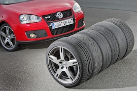 Sportreifen 225/40 R 18