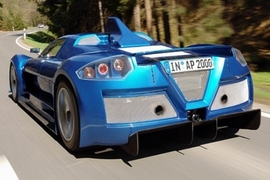 Gumpert Apollo