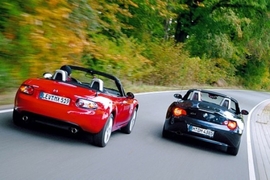 Mazda MX-5 gegen BMW Z4