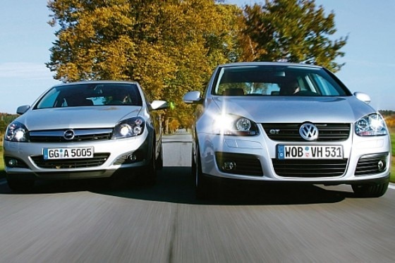 Opel Astra 1.9 CDTI gegen VW Golf GT