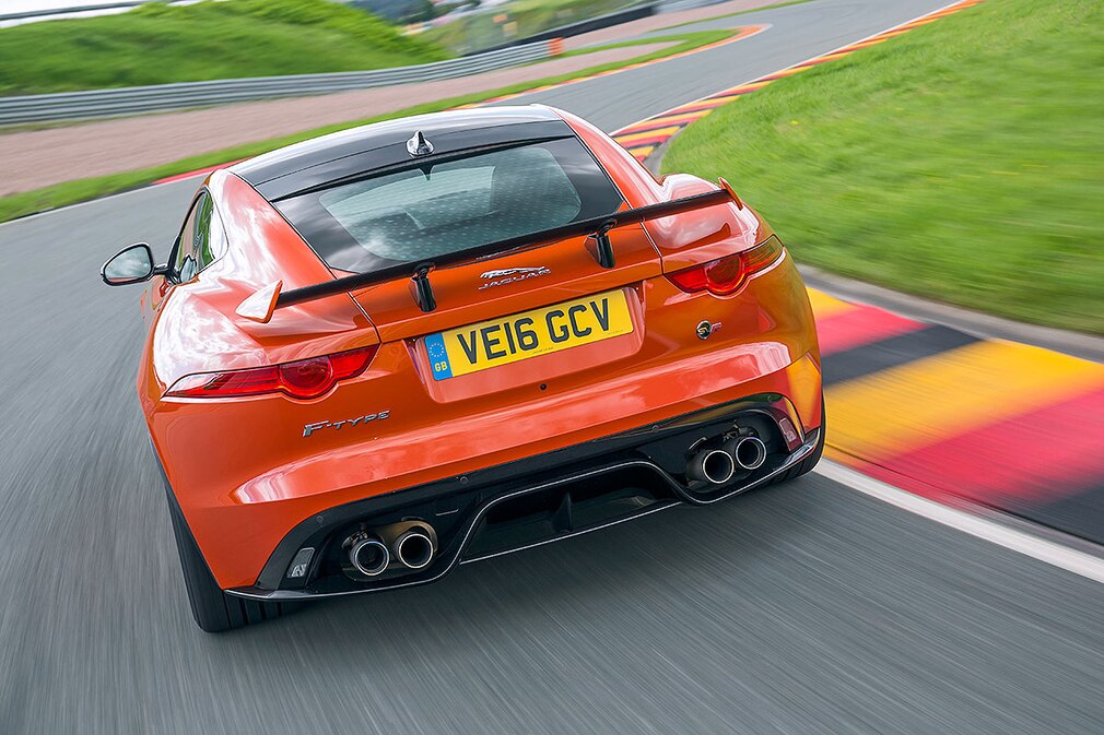 Jaguar F-Type SVR