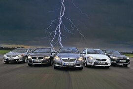 Opel Insignia 2.0 CDTI VW Passat 2.0 TDI Ford Mondeo 2.2 TDCi Citroen C5 HDi 170 Honda Accord 2.2i-DETC
