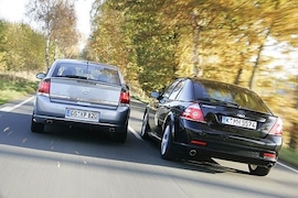 Mondeo ST220 gegen Vectra GTS