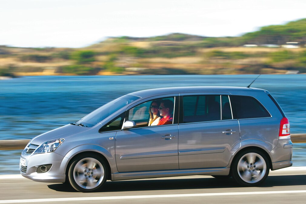 Das Grundmodell vom Opel Zafira wird um 1790 Euro billiger.