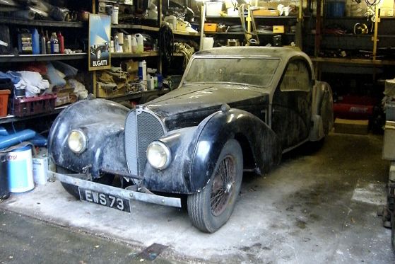Kurz mal eben für 50 Jahre abgestellt: Bugatti 57 S von 1937.