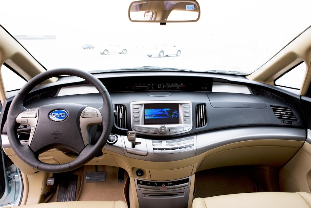 Byd E6