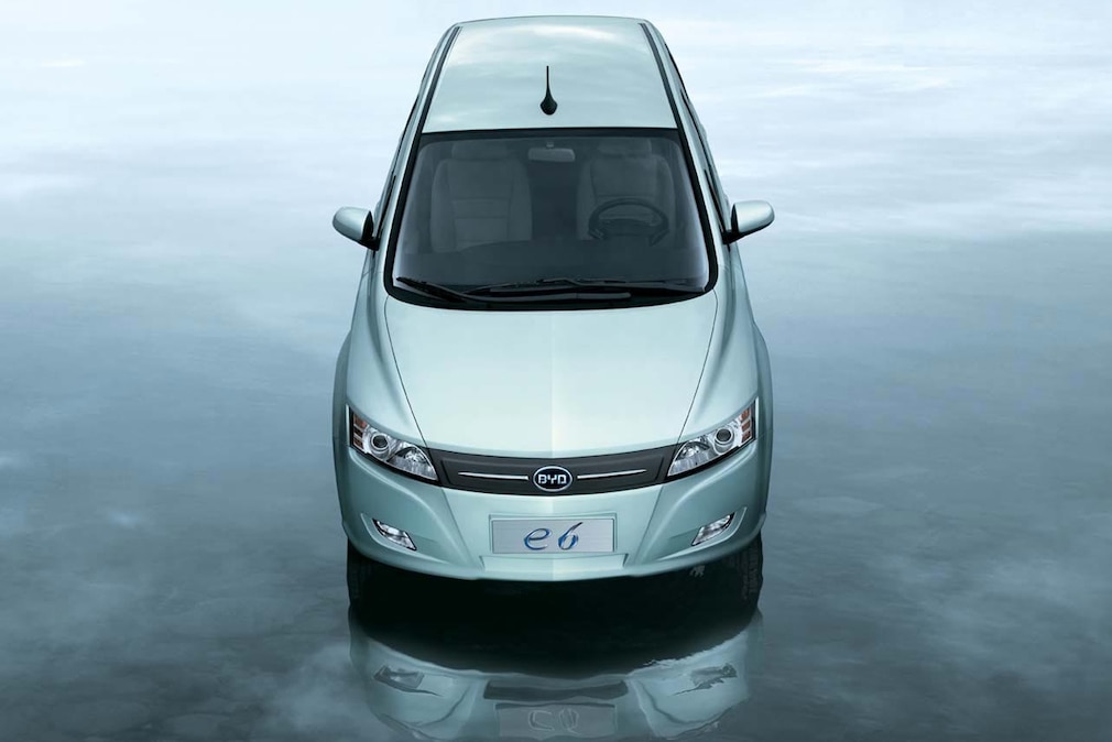 Byd E6
