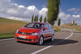 Der ADAC "Gelbe Engel" 2009 geht an den VW Golf VI.