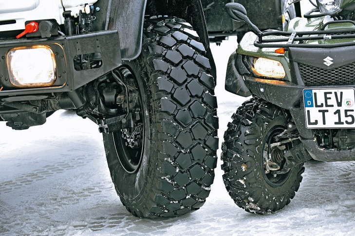 Suzuki KingQuad Mercedes Unimog U 5000 Suzuki KingQuad Mercedes Unimog U 5000
